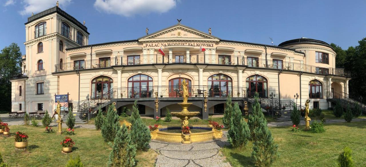Uzdrowisko Sanatorium Augustow Palac Na Wodzie Falkowski 外观 照片